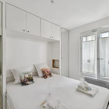 551 Taitbout - Superbe A Paris